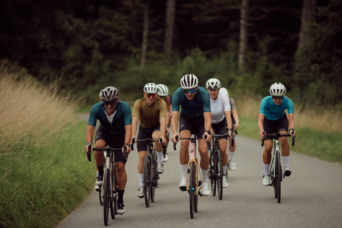 Abbigliamento per ciclismo e corsa taglie forti es16