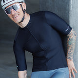 ES16 Cykeltrøje Supreme. Black