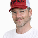 ES16 Keps Djup röd+vit mesh.